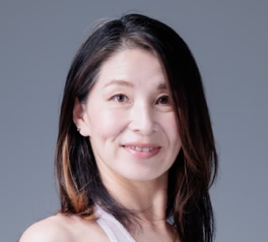 山本 真里
