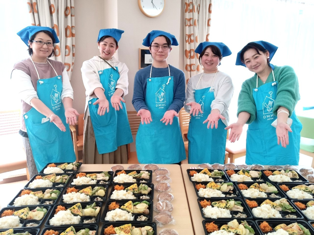 スタッフ手分けして、みんなで作る喜びも♪の画像1