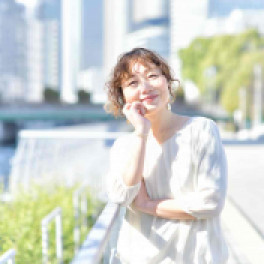 加藤 奈津子
